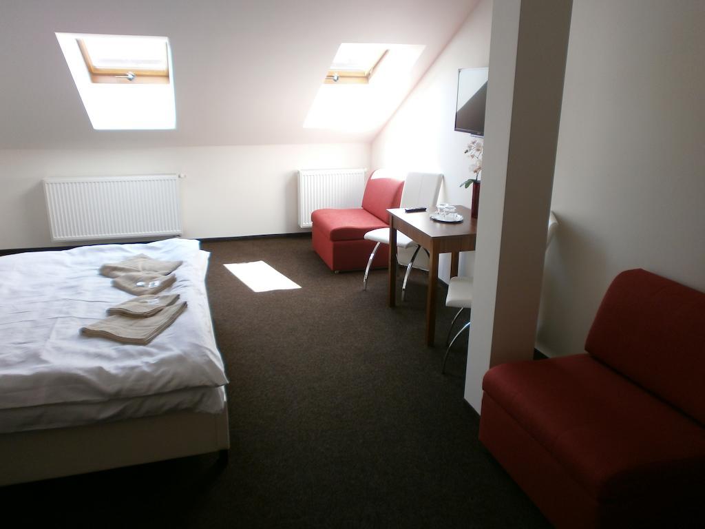 Mělník Hotel U Cisare חדר תמונה