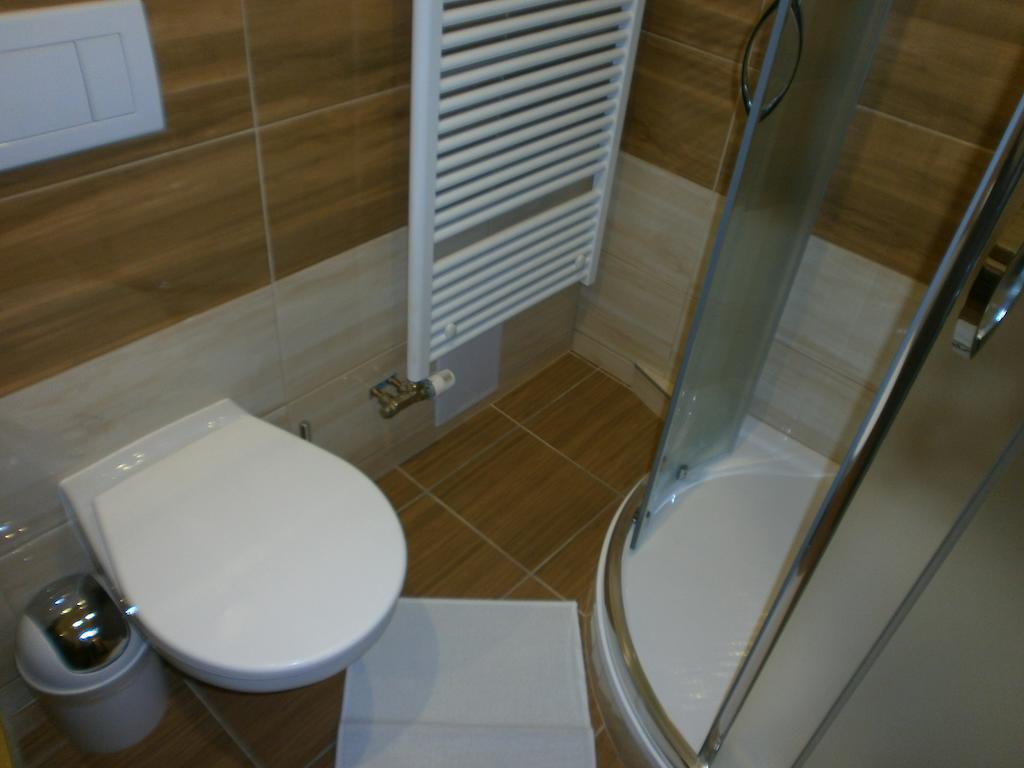 Mělník Hotel U Cisare מראה חיצוני תמונה