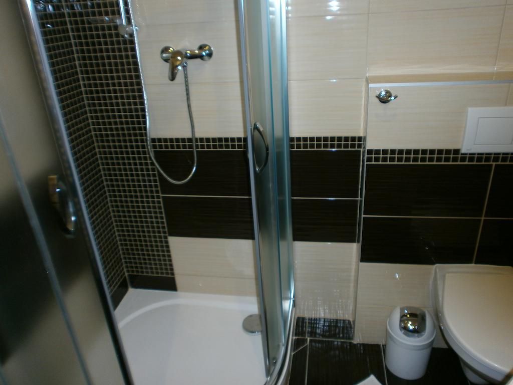 Mělník Hotel U Cisare מראה חיצוני תמונה