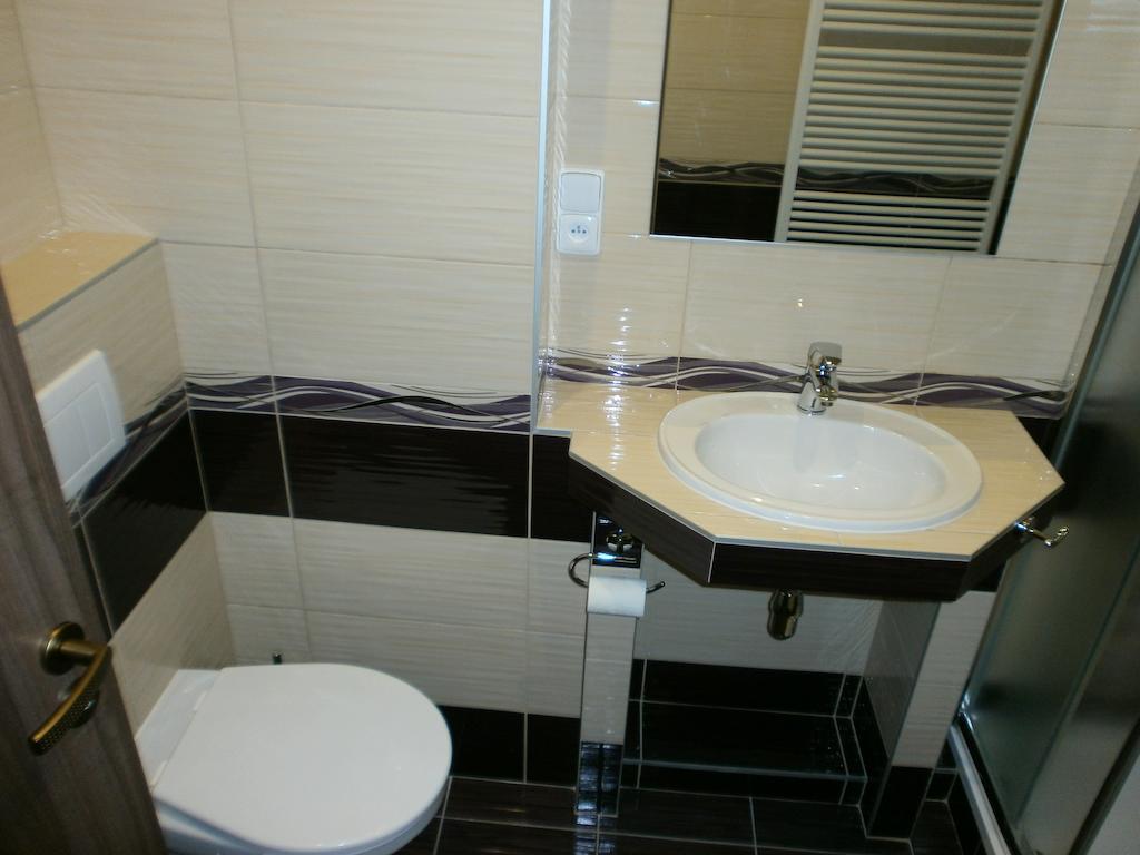 Mělník Hotel U Cisare מראה חיצוני תמונה