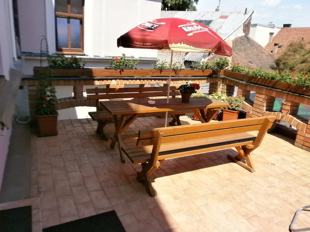 Mělník Hotel U Cisare מראה חיצוני תמונה