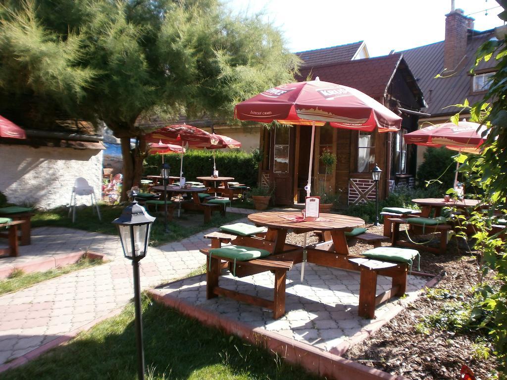 Mělník Hotel U Cisare מראה חיצוני תמונה
