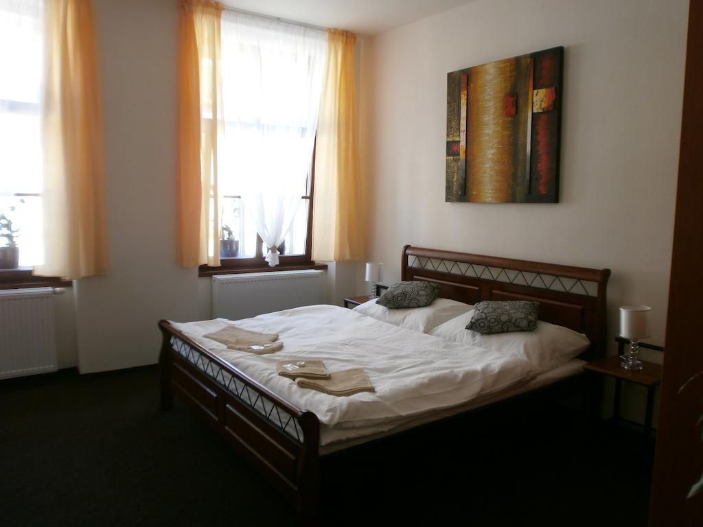Mělník Hotel U Cisare חדר תמונה